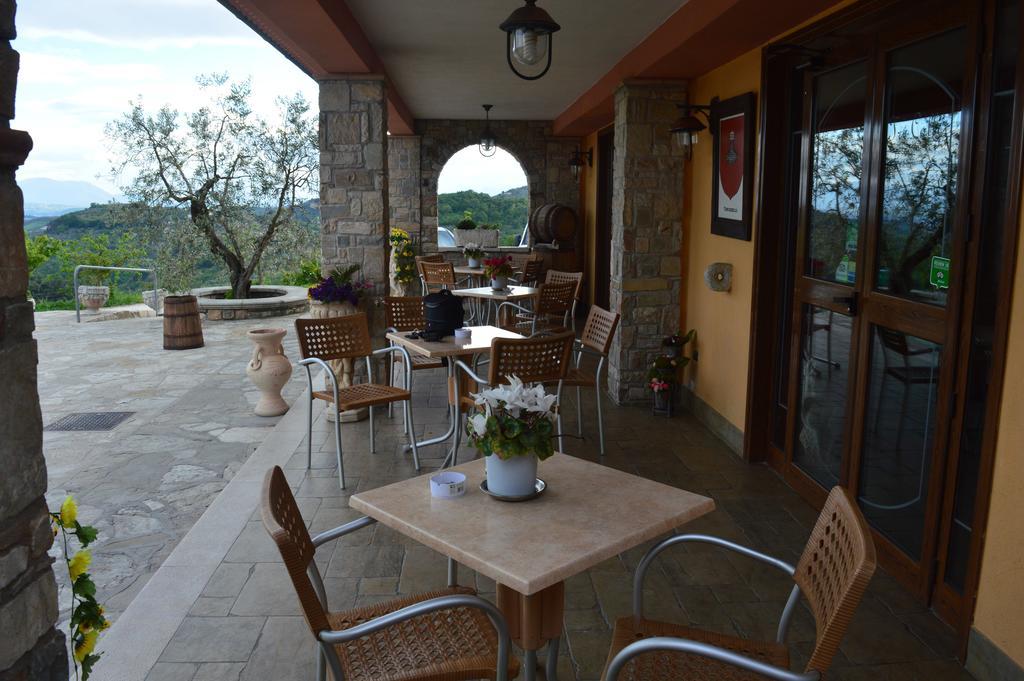 Villa Tre Colli Agri B&B Ariano Irpino Buitenkant foto