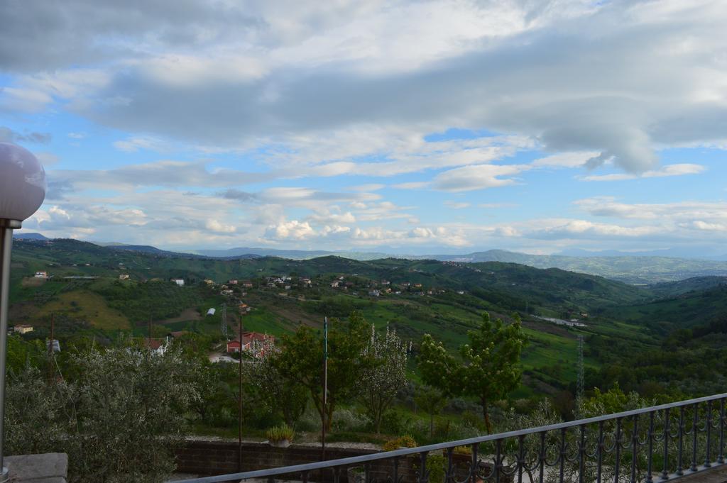 Villa Tre Colli Agri B&B Ariano Irpino Buitenkant foto