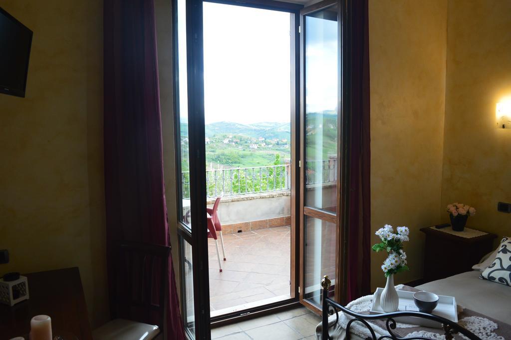 Villa Tre Colli Agri B&B Ariano Irpino Buitenkant foto