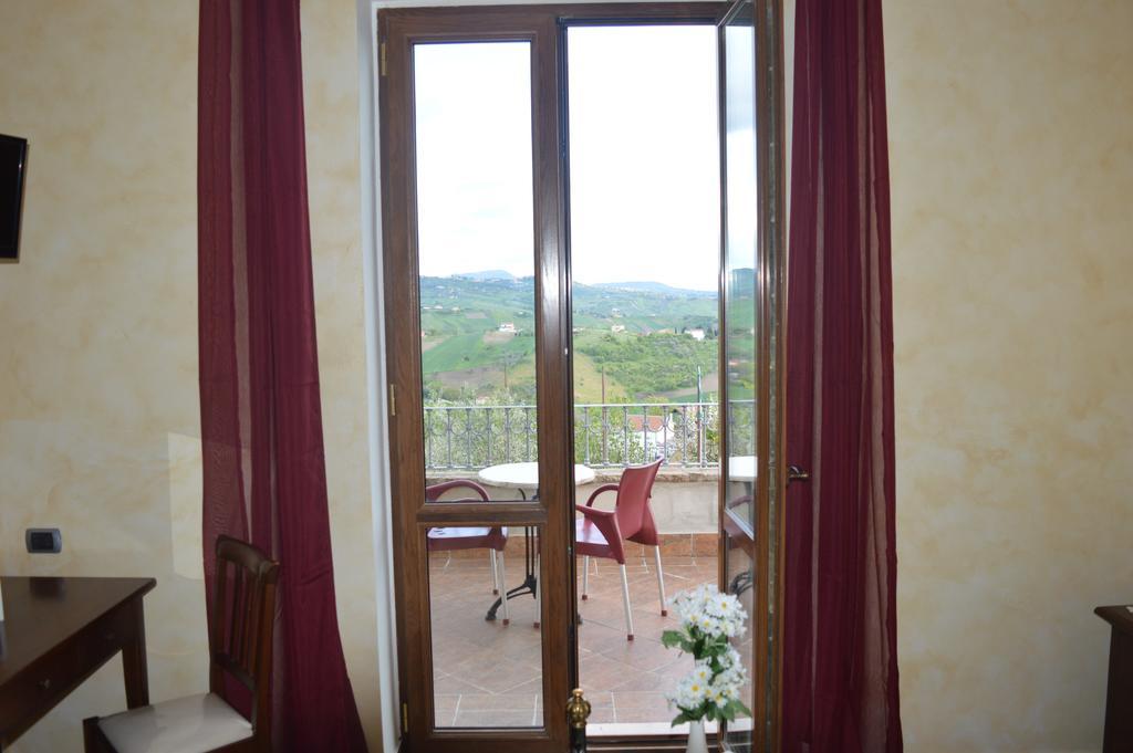 Villa Tre Colli Agri B&B Ariano Irpino Buitenkant foto